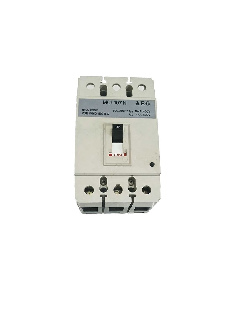 AEG Circuit Breaker MCL107N 3P 32A